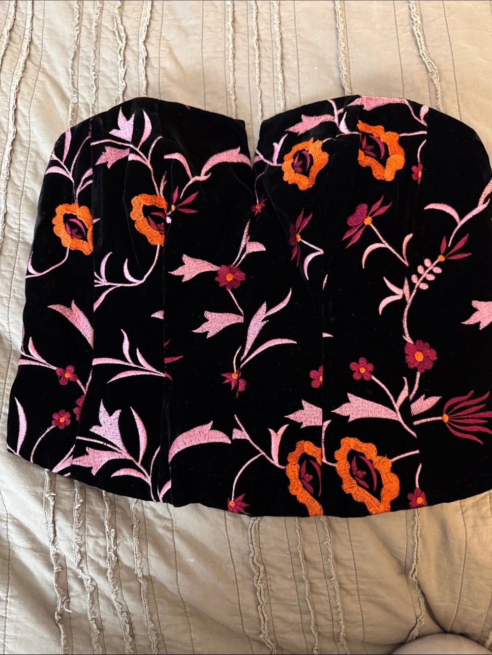 Chetta B. Bustier silk mix with floral Embroidery